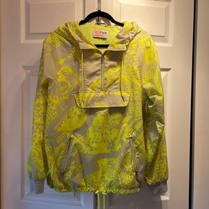 TNA windbreaker